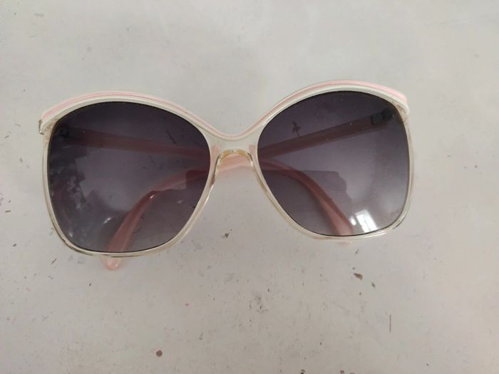 Lunettes de soleil inspiration 70's - photo numéro 4