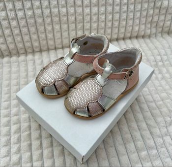 Sandales fille, taille 19, DPAM