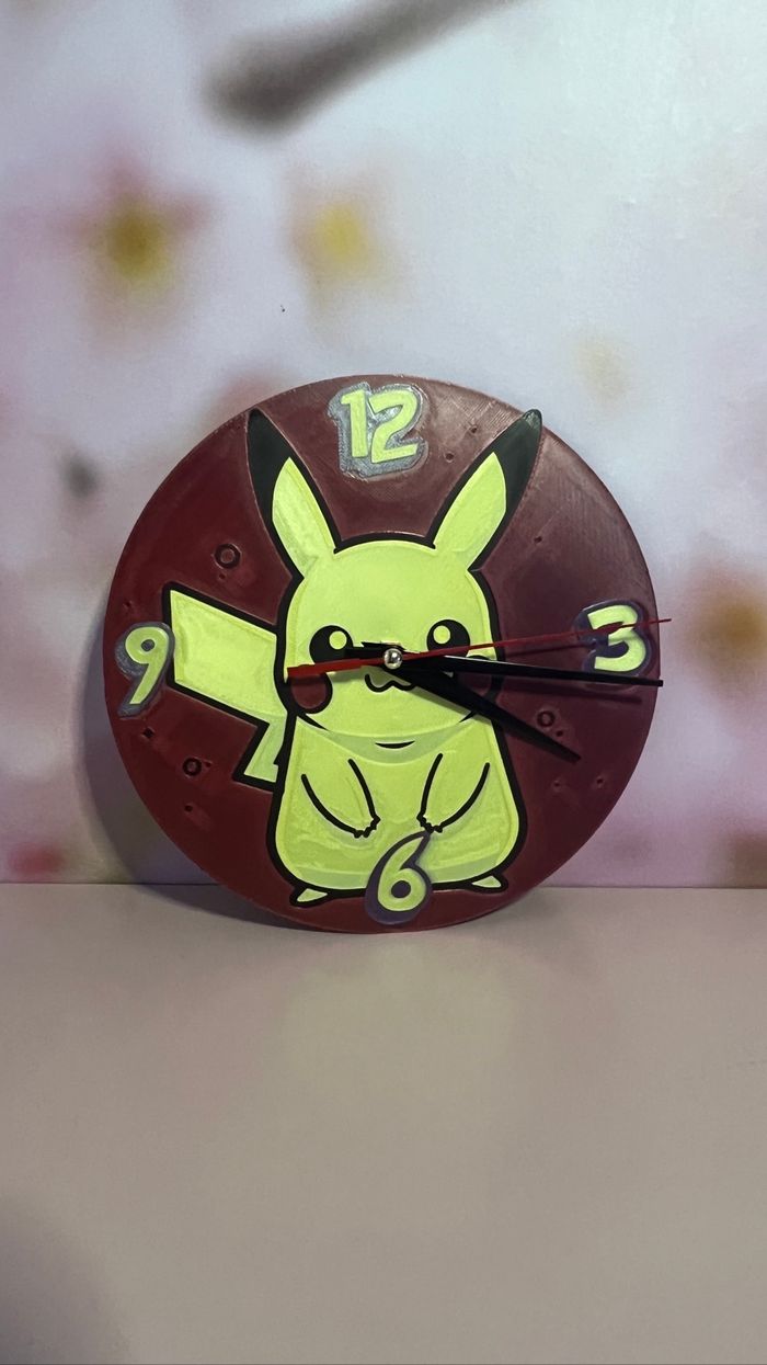 Horloge pikachu Avec mécanisme