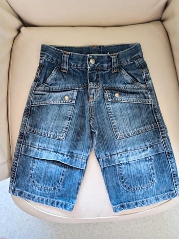 Short bermuda taille 5 ans