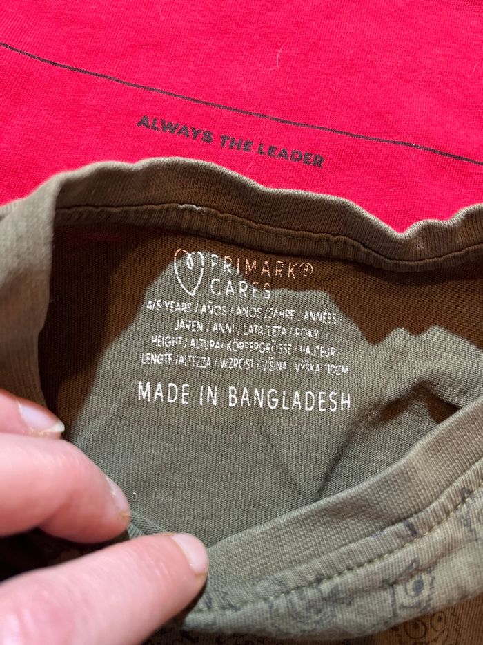 Lot t shirt 5ans - photo numéro 2