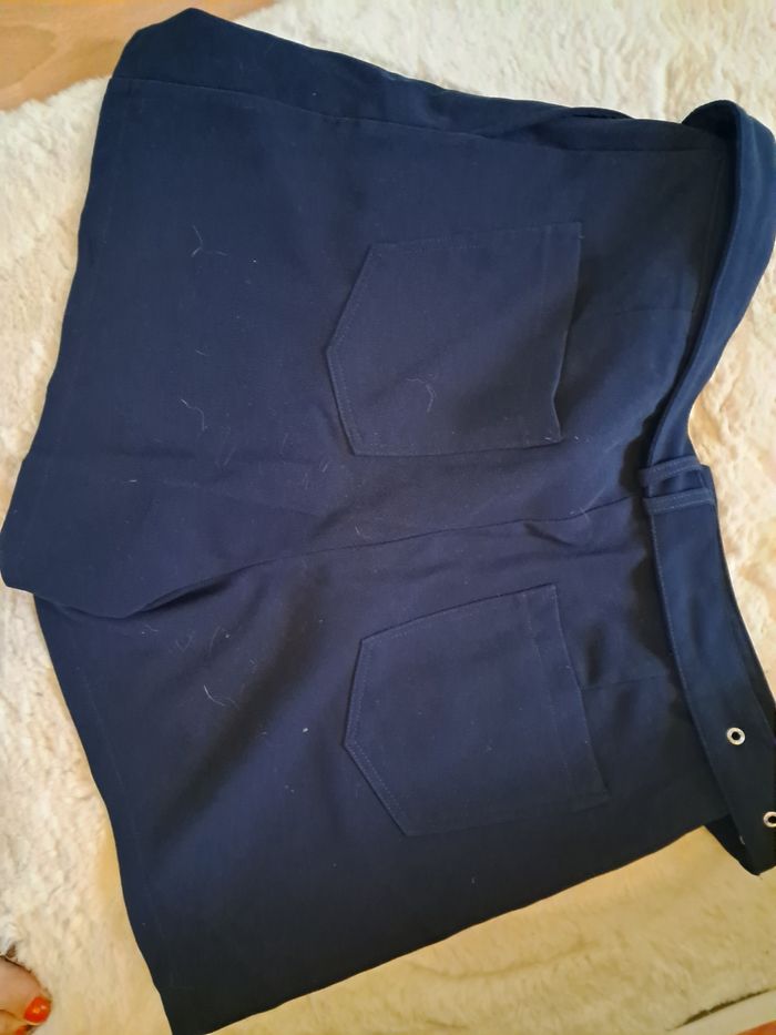 Joli short bleu marine - photo numéro 4