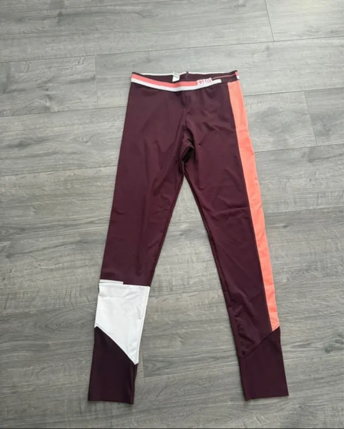 Legging sport bordeaux Dim taille M ou 38