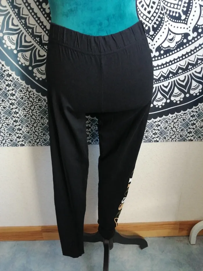 Ensemble de sport legging crop top noir kaki blanc beige / ellesse / (40) - photo numéro 9