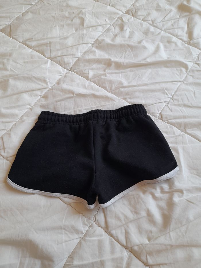 Short 7/8ans Primark - photo numéro 3