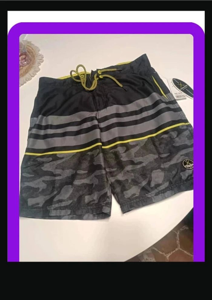 Short de bain 38/40 - photo numéro 2