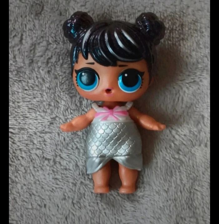 Poupee lol en bon etat Marque MGA
