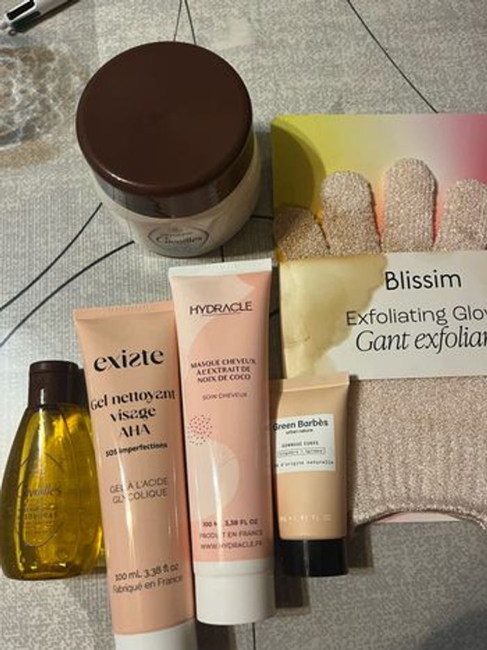 Produit de beauté rose