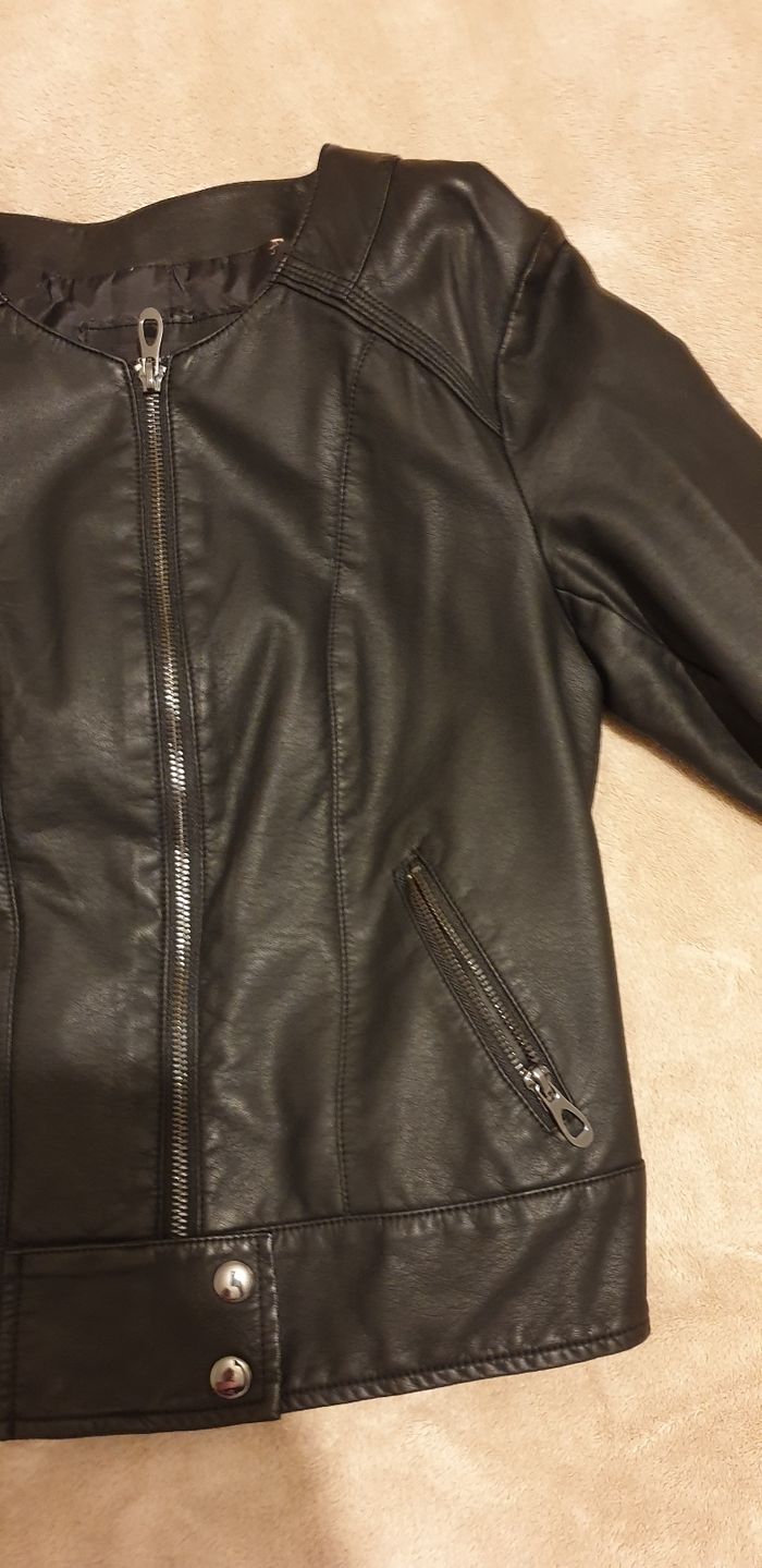 Veste courte noire - photo numéro 2