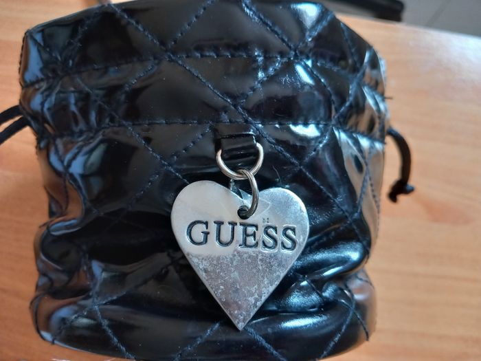 MONTRE GUESS - photo numéro 4