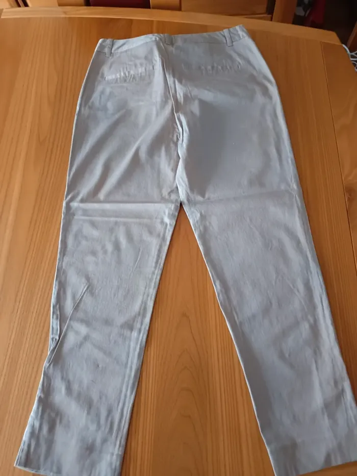 Pantacourt Caroll beige clair – Taille 38 (M) - photo numéro 2