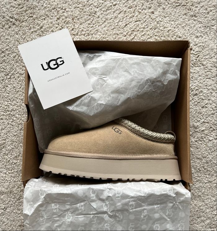 Sabots fourrées UGG Tazz - Taille 39 - Neuves - photo numéro 9