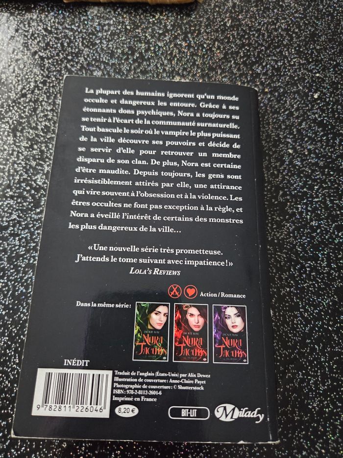 Livre de poche Nora jacobs tome 1 - photo numéro 2