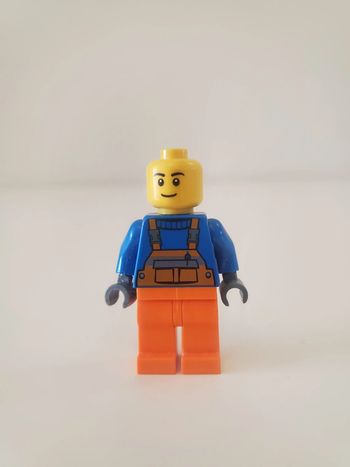 Légo Personnage Figurine d'un conducteur camion poubelle 60118 Lego City très bon état
