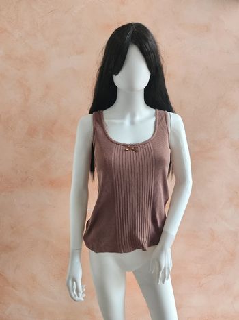 Débardeur avec son petit nœud