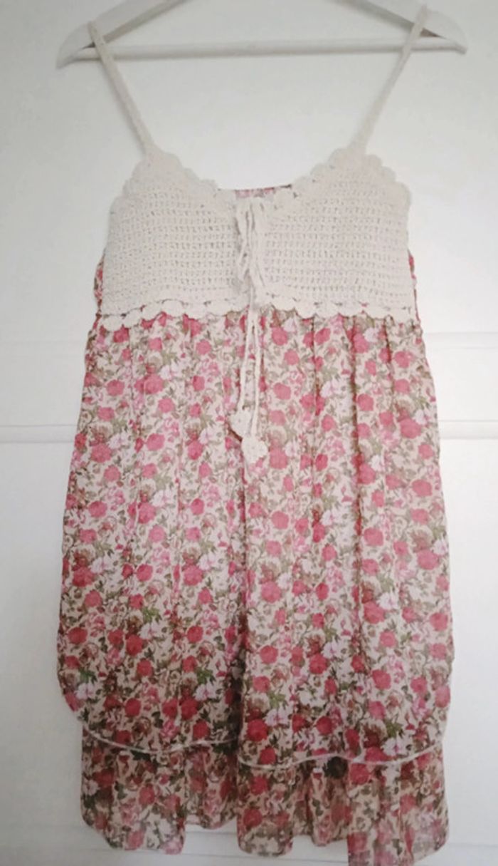 Débardeur fleurs et crochet - photo numéro 6