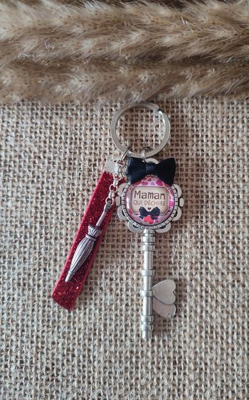 Porte-clés maman qui déchire