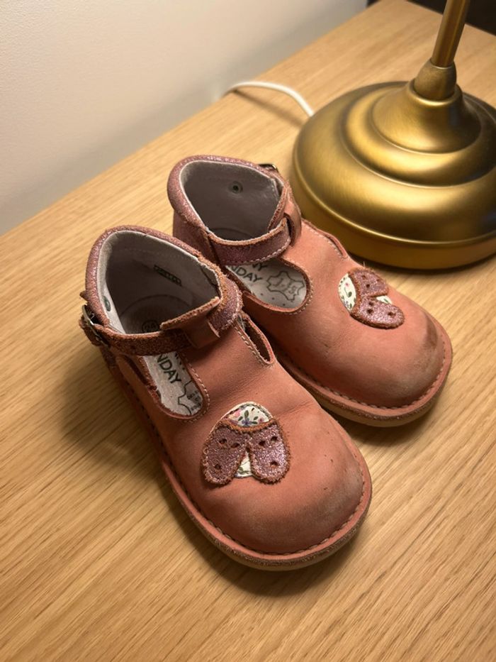 Chaussures roses taille 24 - photo numéro 2