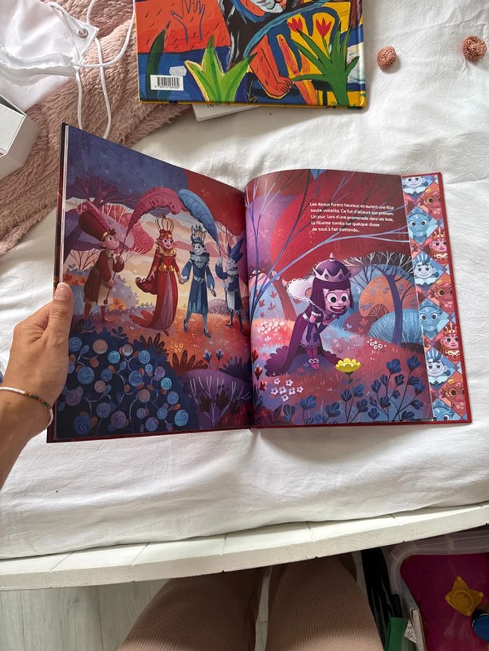 Livre Jérémie Fleury la petite reine rouge auzou - photo numéro 2