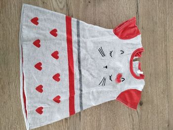 Robe grise rouge 🐱