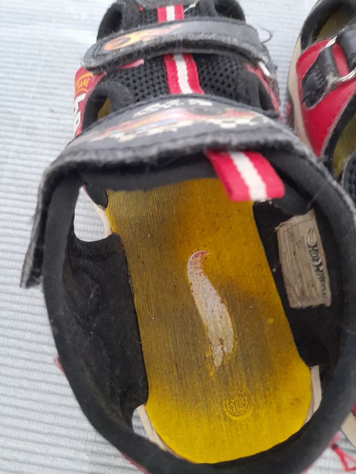 Nu-pieds hot wheels 29 - photo numéro 5