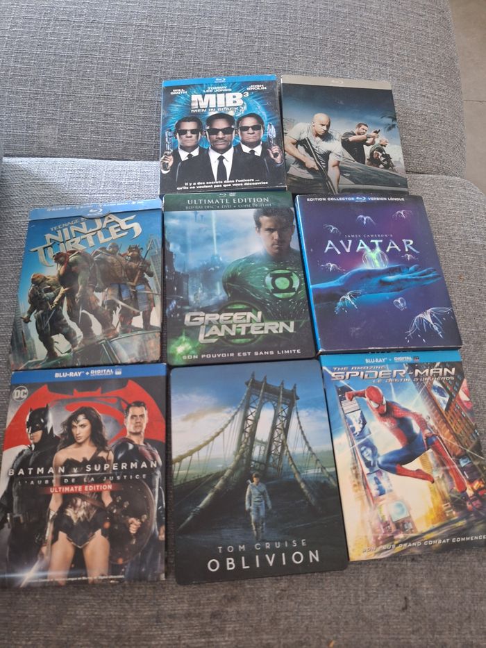 Lot blue ray