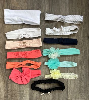 Lot de 13 bandeaux cheveux diverses formes couleurs