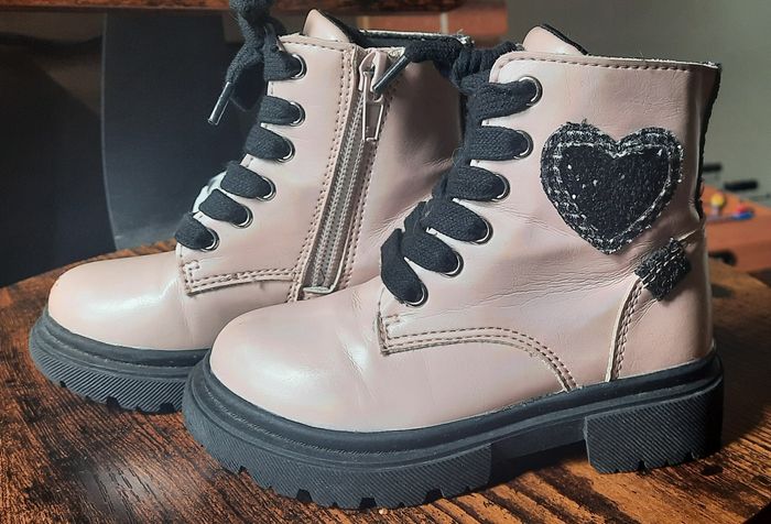 Lot bottines + baskets 23 - photo numéro 2