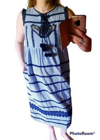 Magnifique robe longue rayée