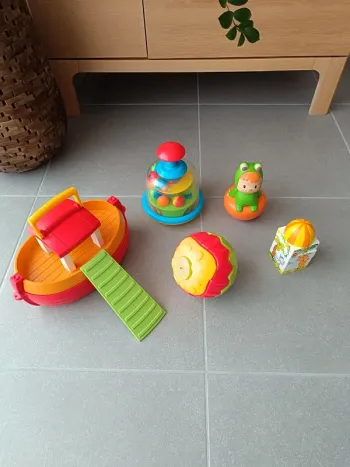 Lot de 5 jouets 1 er âge