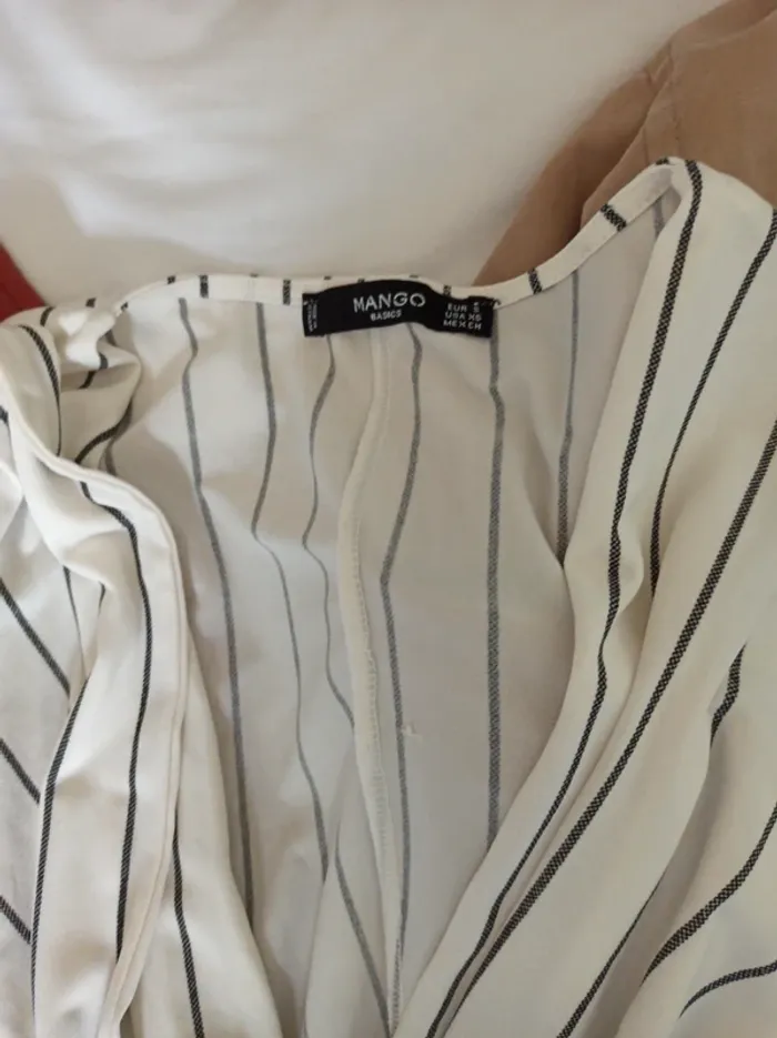 Lot de 9 vêtements femme taille S ( lot 5) - photo numéro 4