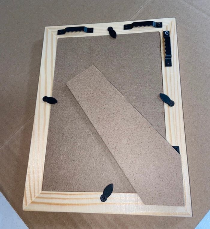 Cadre en bois neuf - photo numéro 2