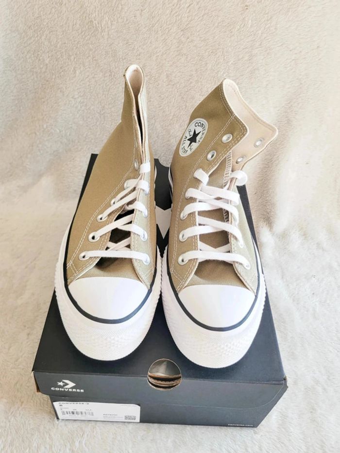 Baskets Converse All Star Hi – Taille 39 - photo numéro 2