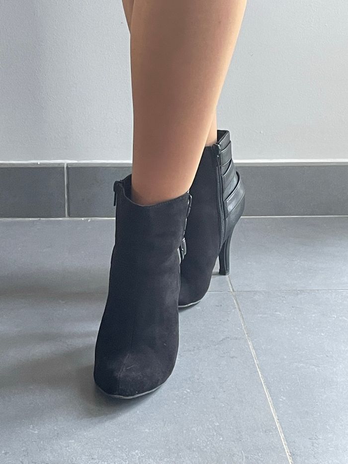 Bottines noires suédine femme hiver - photo numéro 2