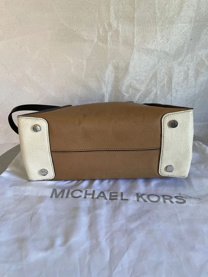 Sac Mickael Kors Mercer Large - État Quasi Neuf - photo numéro 7