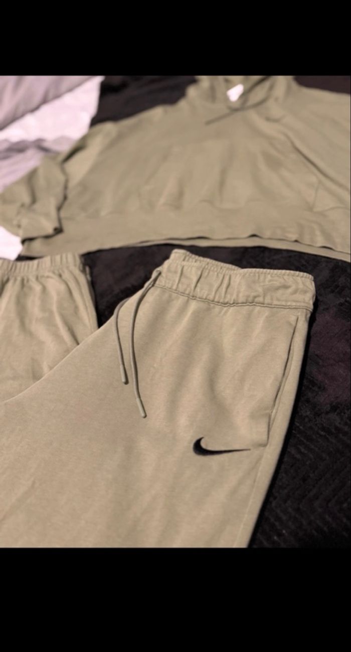 Ensemble Nike - photo numéro 2