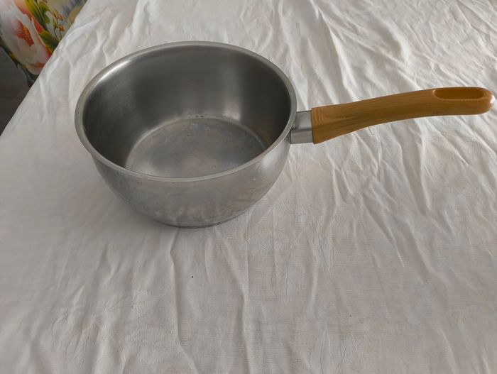 Casserole en inox - photo numéro 1
