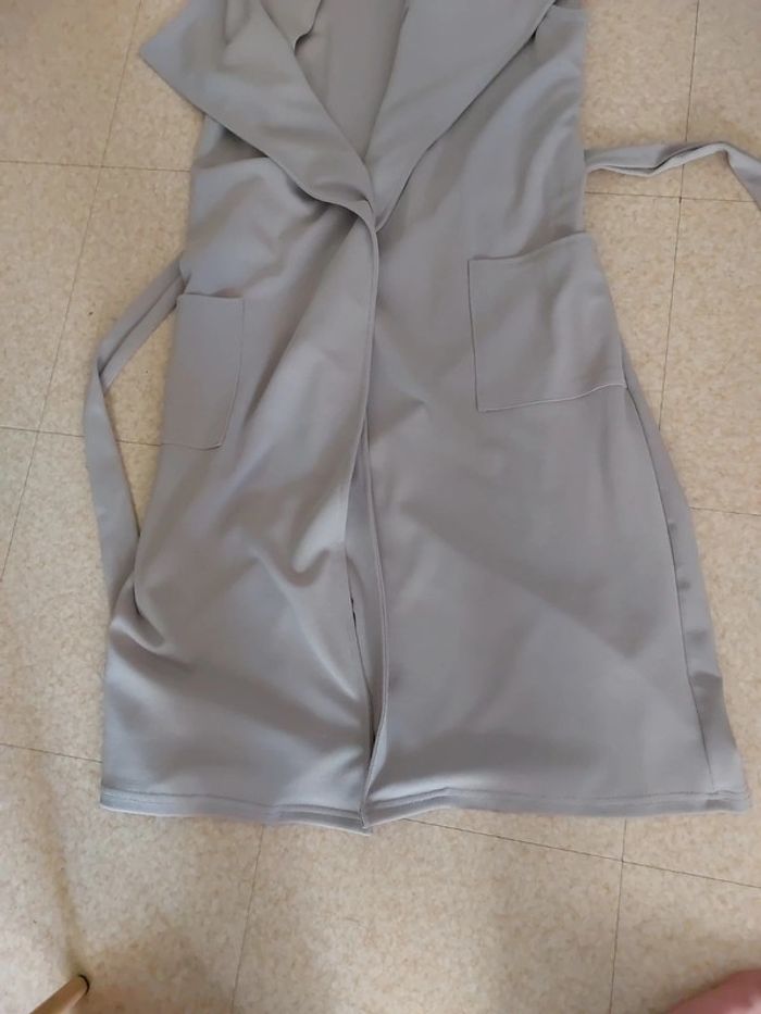 Veste neuve de la taille 44 à la taille 52 - photo numéro 7