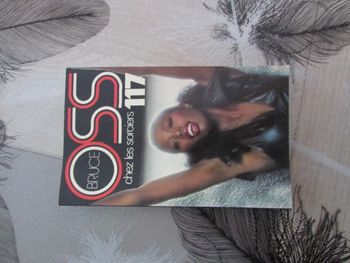 Livre OSS 117 chez les Sorciers