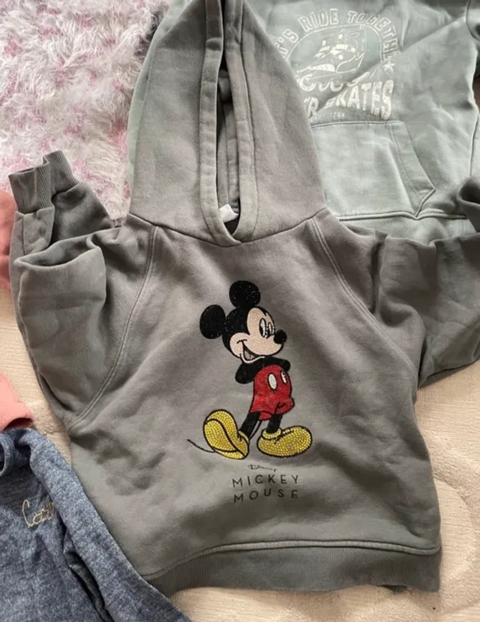 Lot de 9 haut pull sous pulls en bon état. 8 ans - photo numéro 4