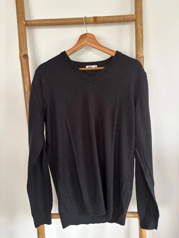 Pull fin léger noir col V gemo taille XL