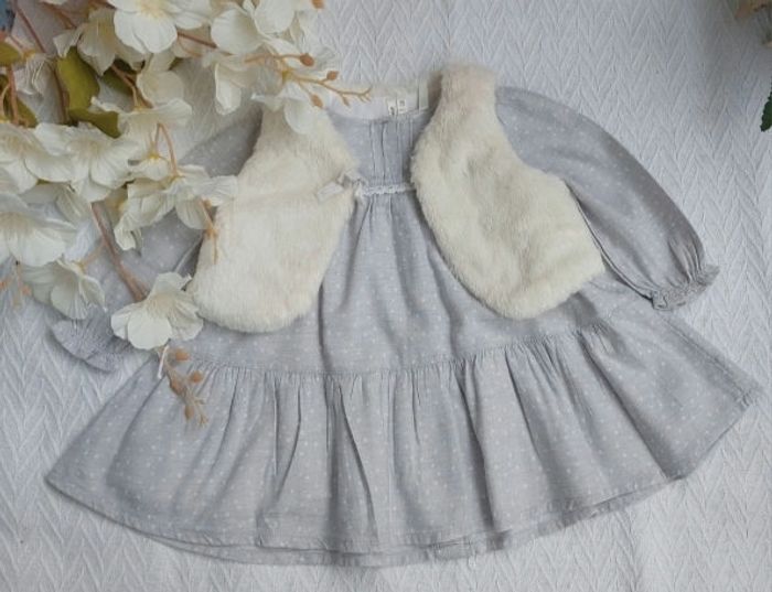 Petite robe grise avec gilet  en 6 mois de la marque Orchestra - photo numéro 4