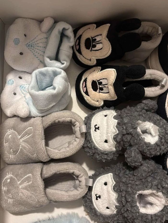 Lot de chaussons bébé