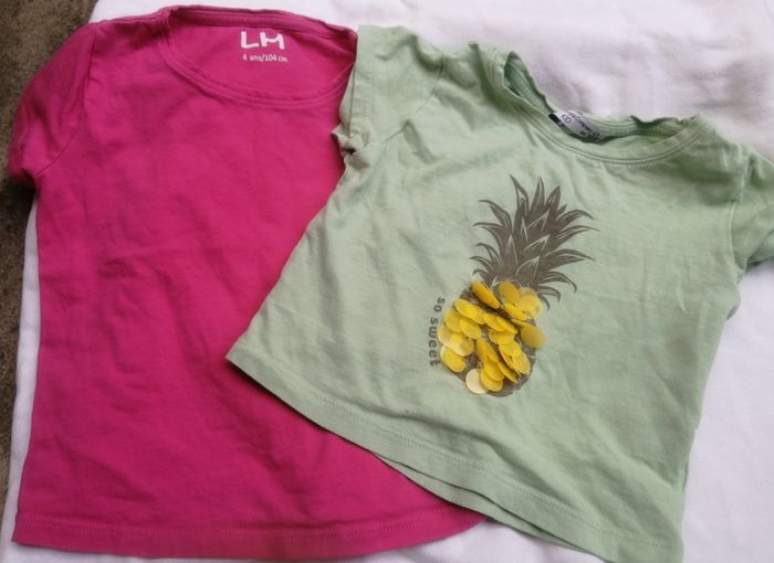 Lot de 2 t-shirts taille 4ans