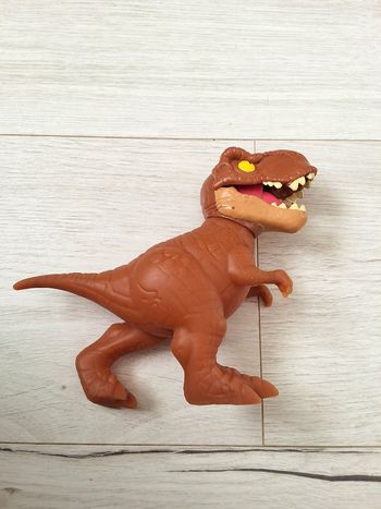 Figurine Goo Jit Zu T rex Tyrannosaure rex dinosaure 14 cm de hauteur