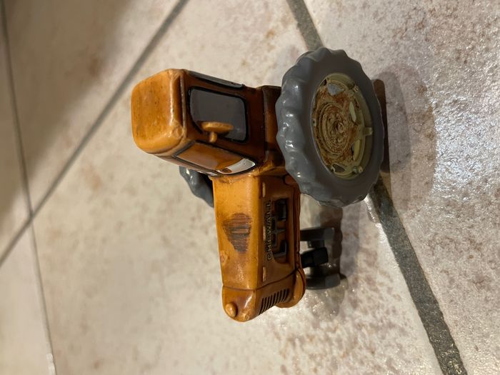 Tracteur Cars Chewall (rare) - photo numéro 4