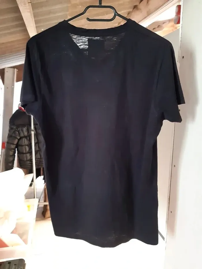 Tee-shirt - photo numéro 2