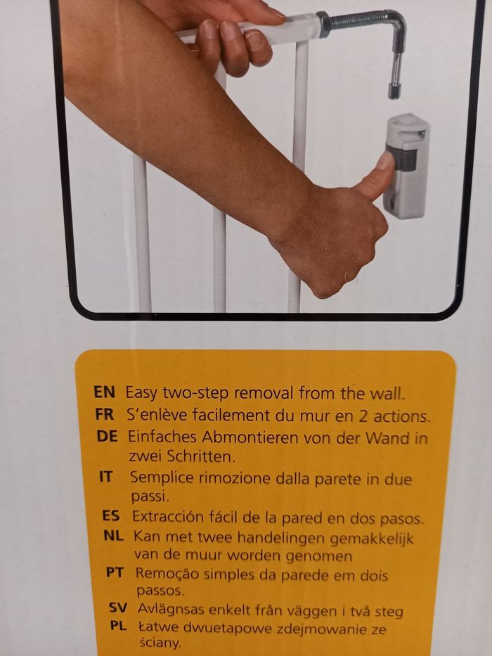 Barrière SAFETY avec perçage 62 à 102 cm - photo numéro 7