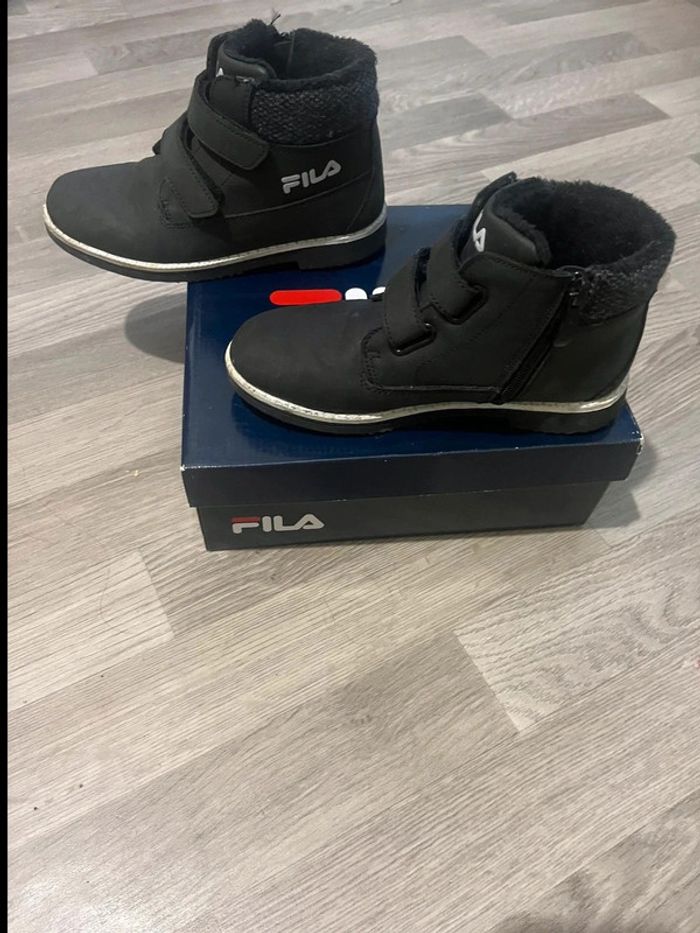 Chaussures bottine Fila taille 33