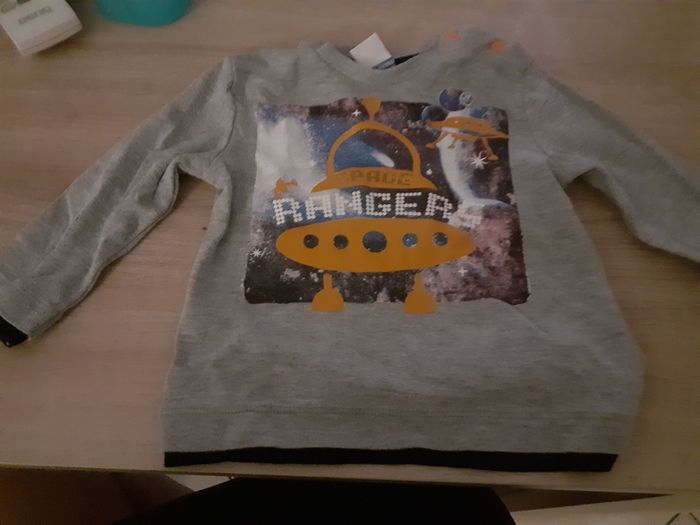 Pull de marque italienne - photo numéro 2